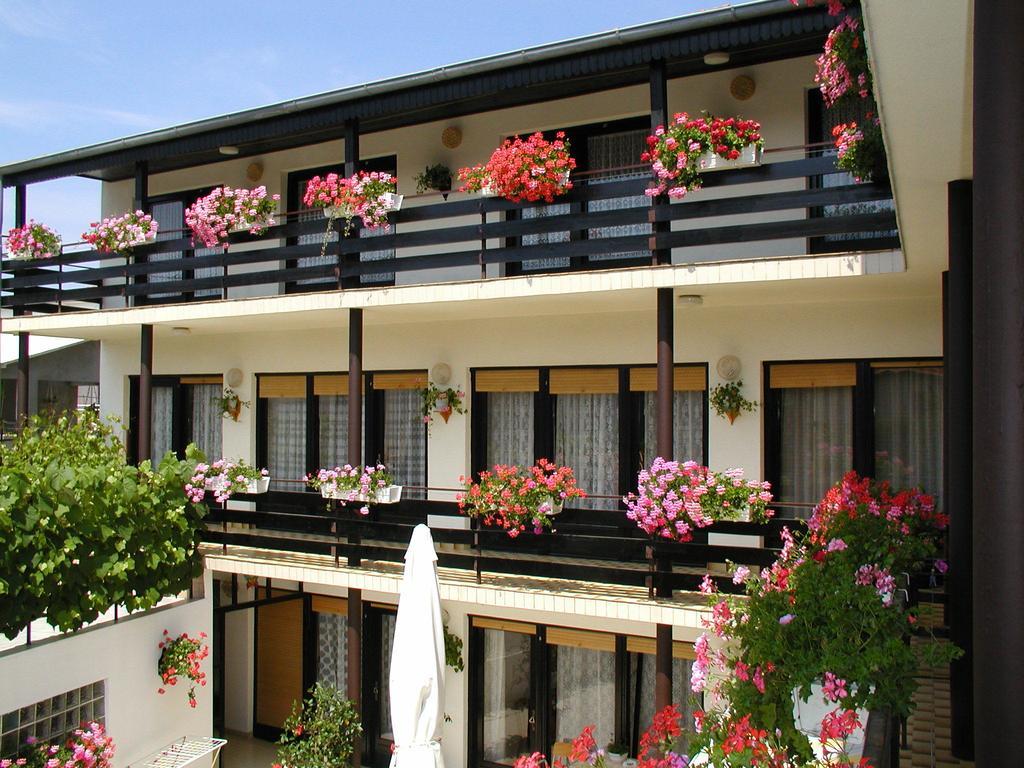 Rooms Vila Mautner Водице Екстериор снимка