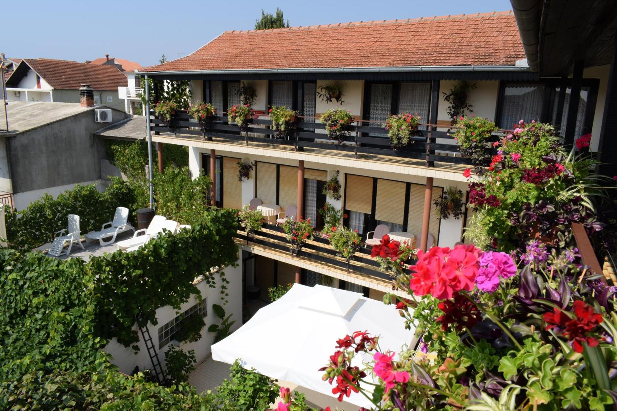 Rooms Vila Mautner Водице Екстериор снимка