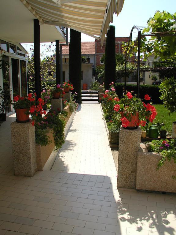 Rooms Vila Mautner Водице Екстериор снимка